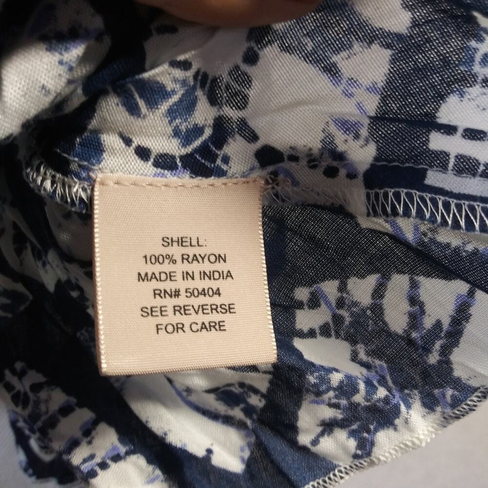 Philosophy Blue White Tie Dye Embroidered Boho Top Size Small - Picture 6 of 7